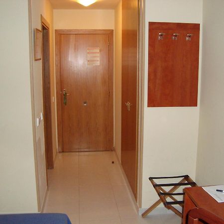 Hotel Guineu Pas De La Casa Dış mekan fotoğraf