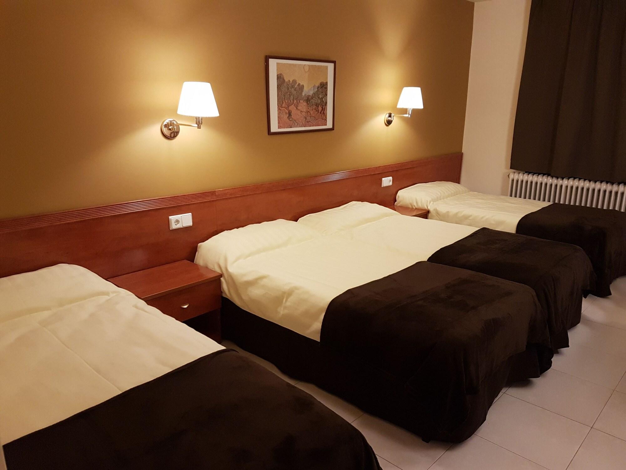 Hotel Guineu Pas De La Casa Dış mekan fotoğraf