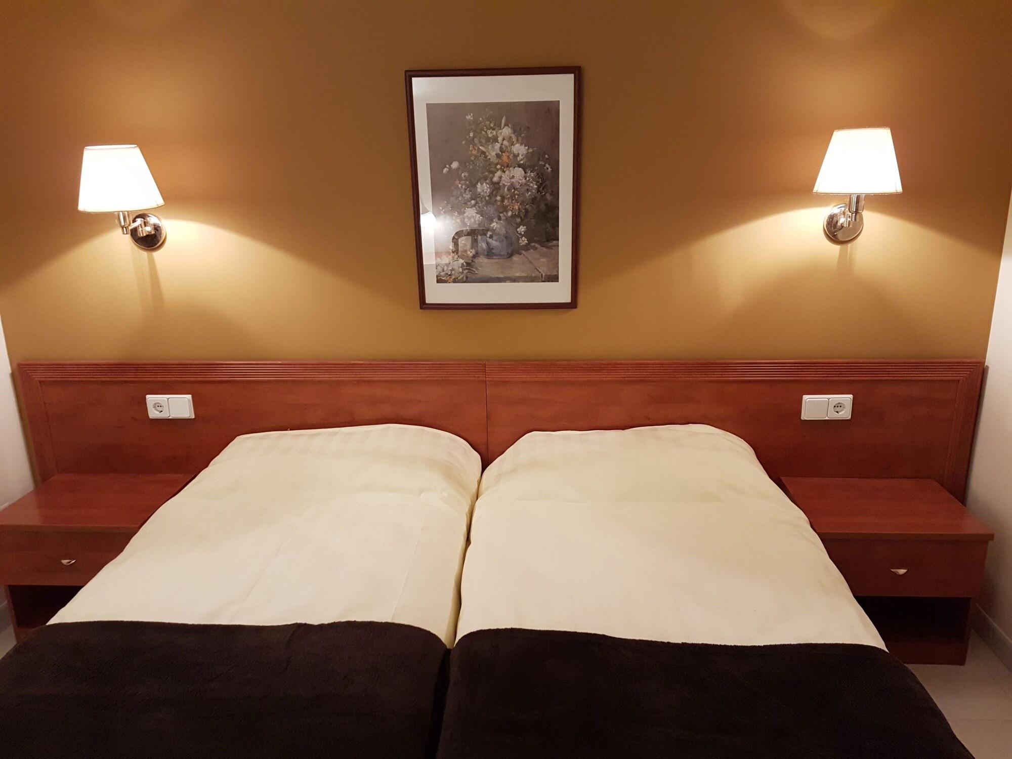 Hotel Guineu Pas De La Casa Dış mekan fotoğraf