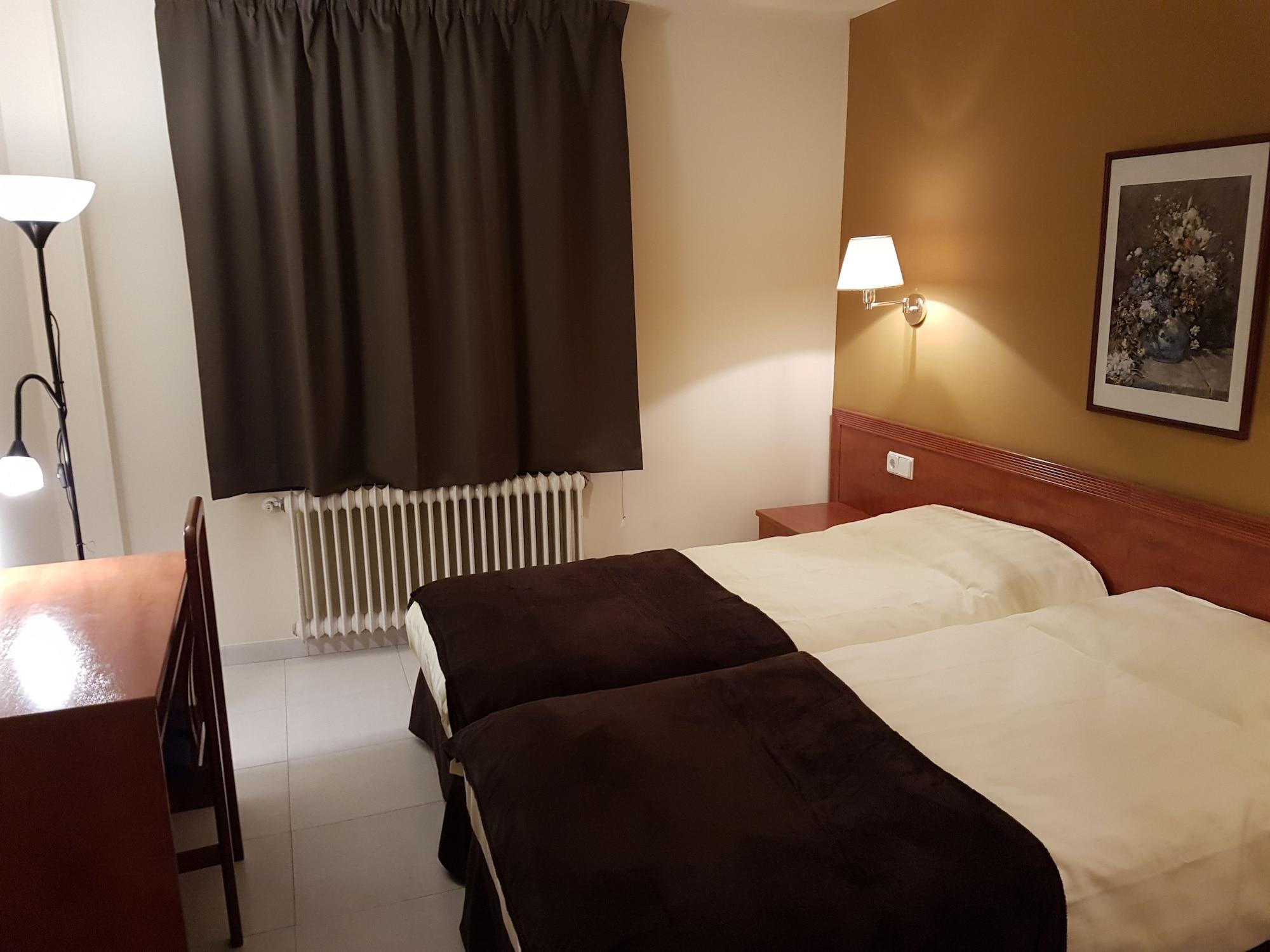 Hotel Guineu Pas De La Casa Dış mekan fotoğraf