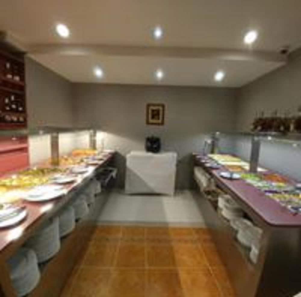 Hotel Guineu Pas De La Casa Dış mekan fotoğraf